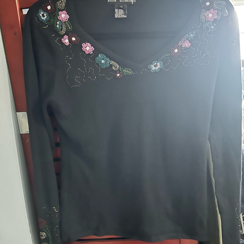 Laundry By Shelli Segal Black V-Neck Long Sleeve Top with Beaded Floral Trim